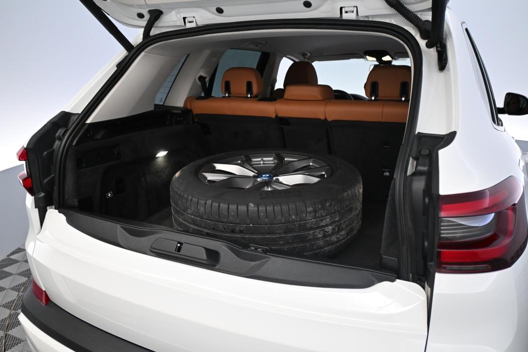 BMW X5 2023