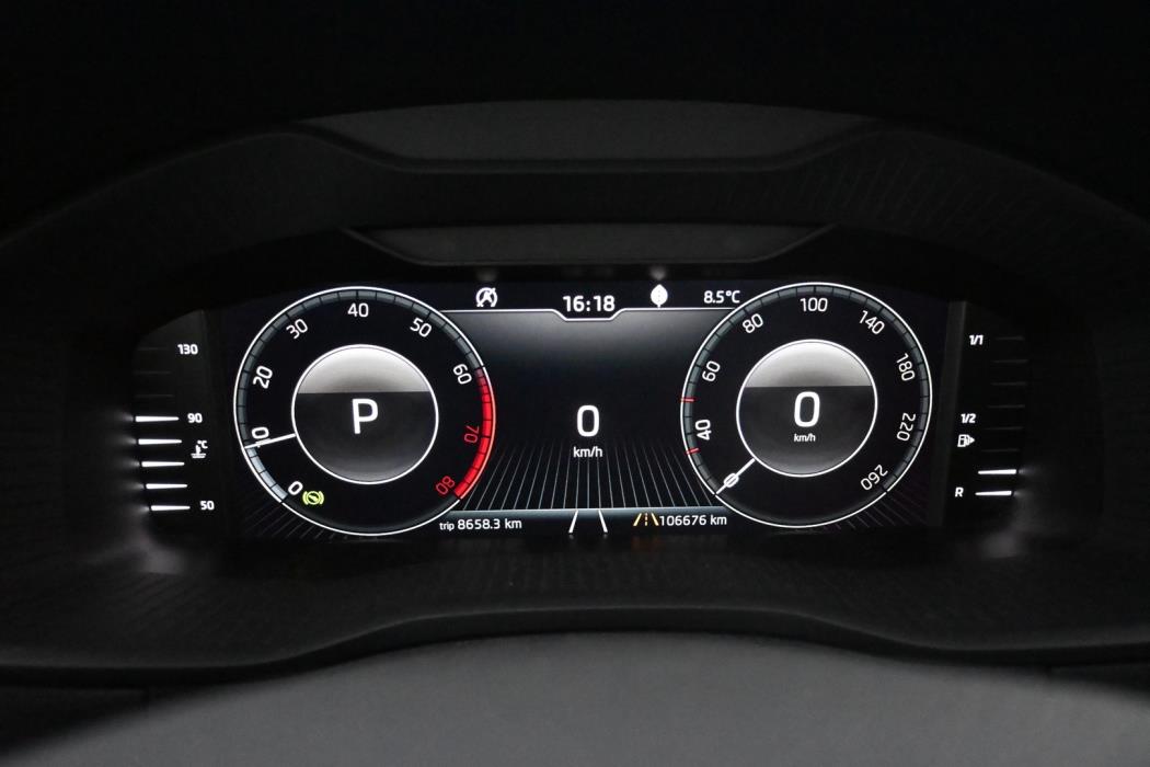 SKODA Karoq 2019