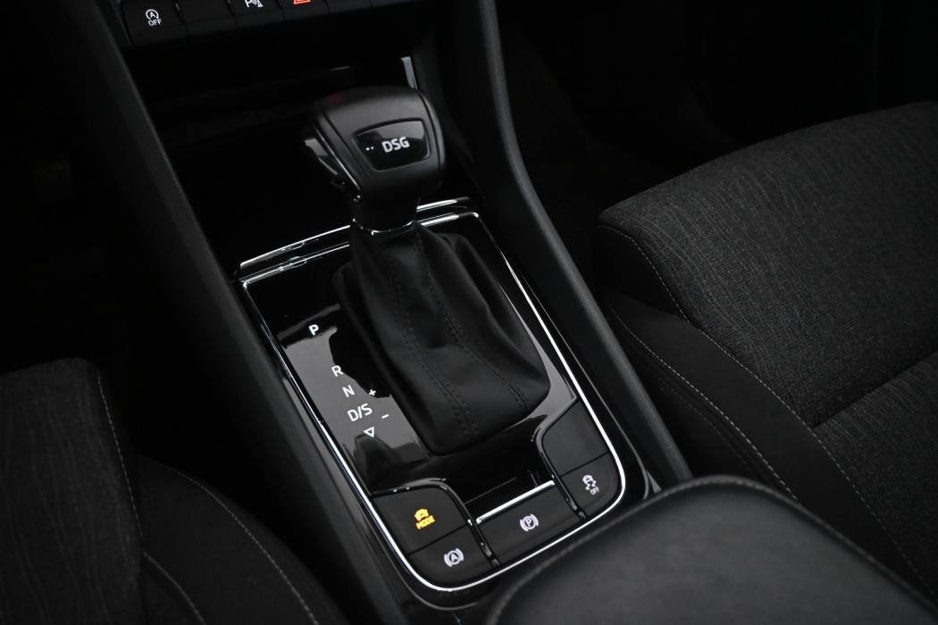SKODA Karoq 2019