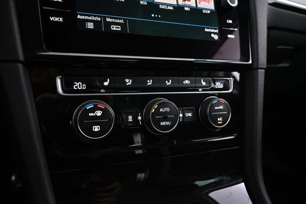 VOLKSWAGEN Golf 2018