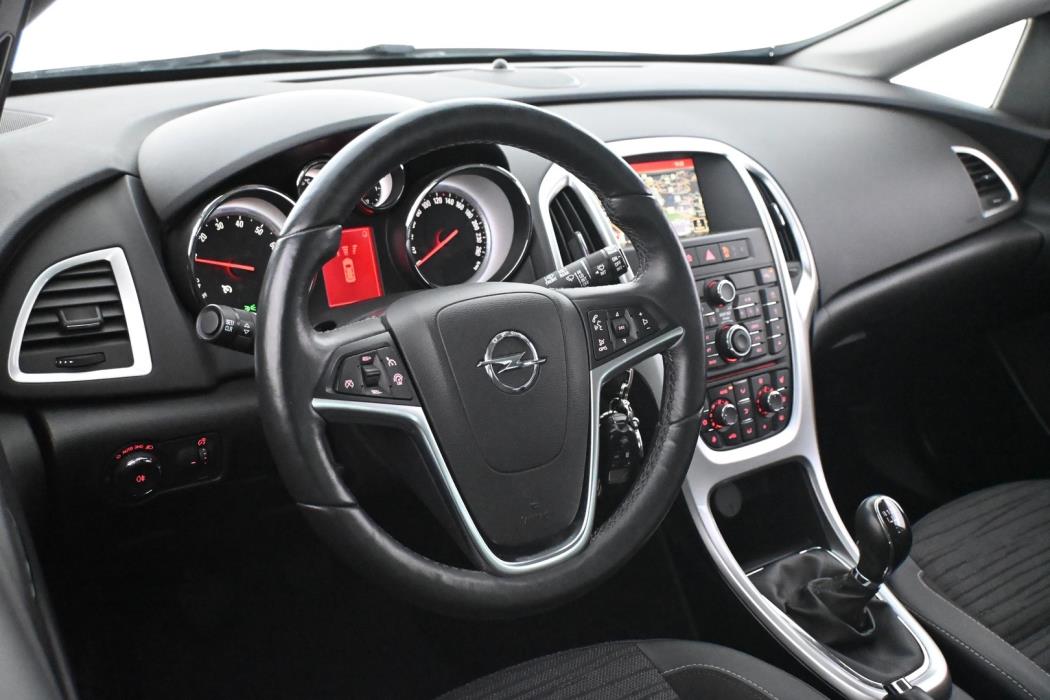 OPEL Astra 2016