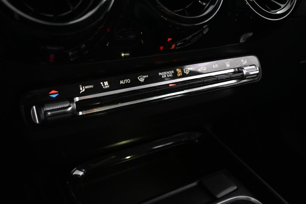 MERCEDES-BENZ B 2023