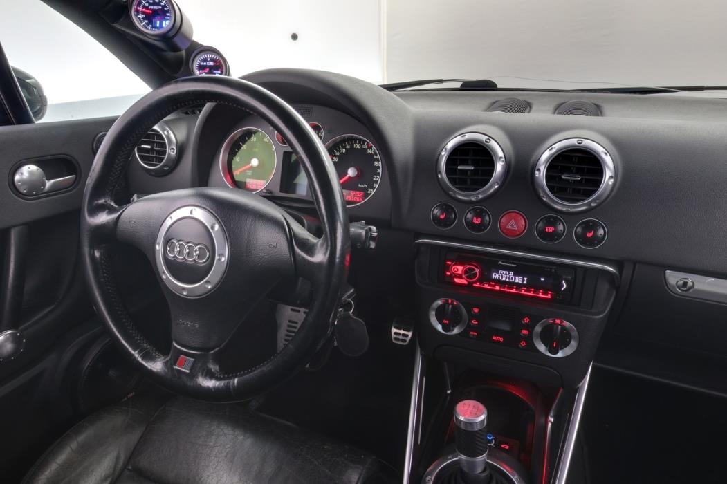 AUDI TT 1999