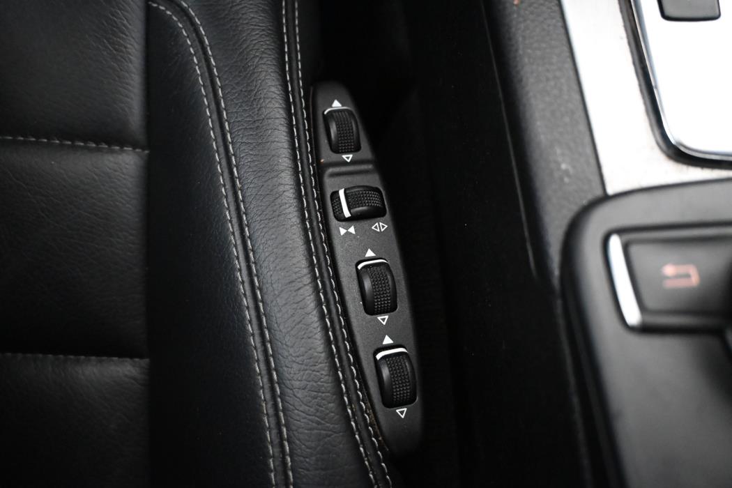 MERCEDES-BENZ E 2011