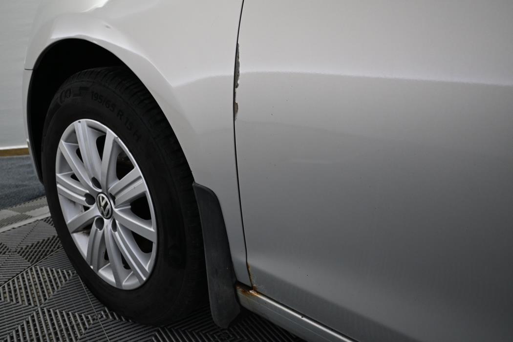 VOLKSWAGEN Golf 2011