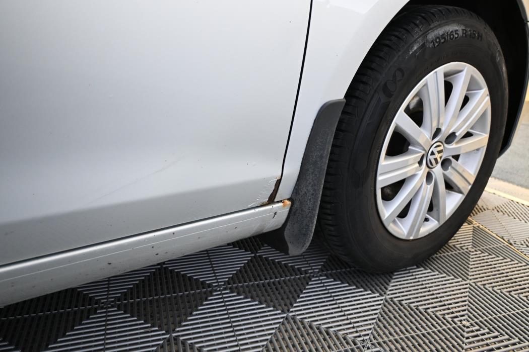 VOLKSWAGEN Golf 2011