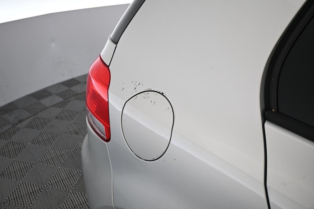 VOLKSWAGEN Golf 2011