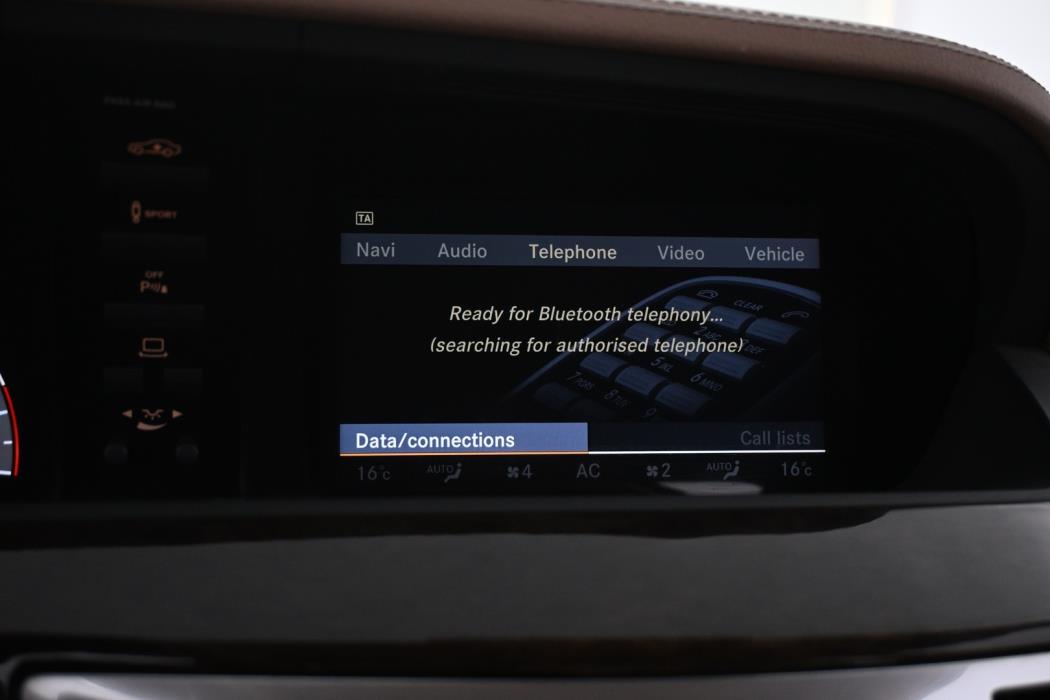 MERCEDES-BENZ S 2010