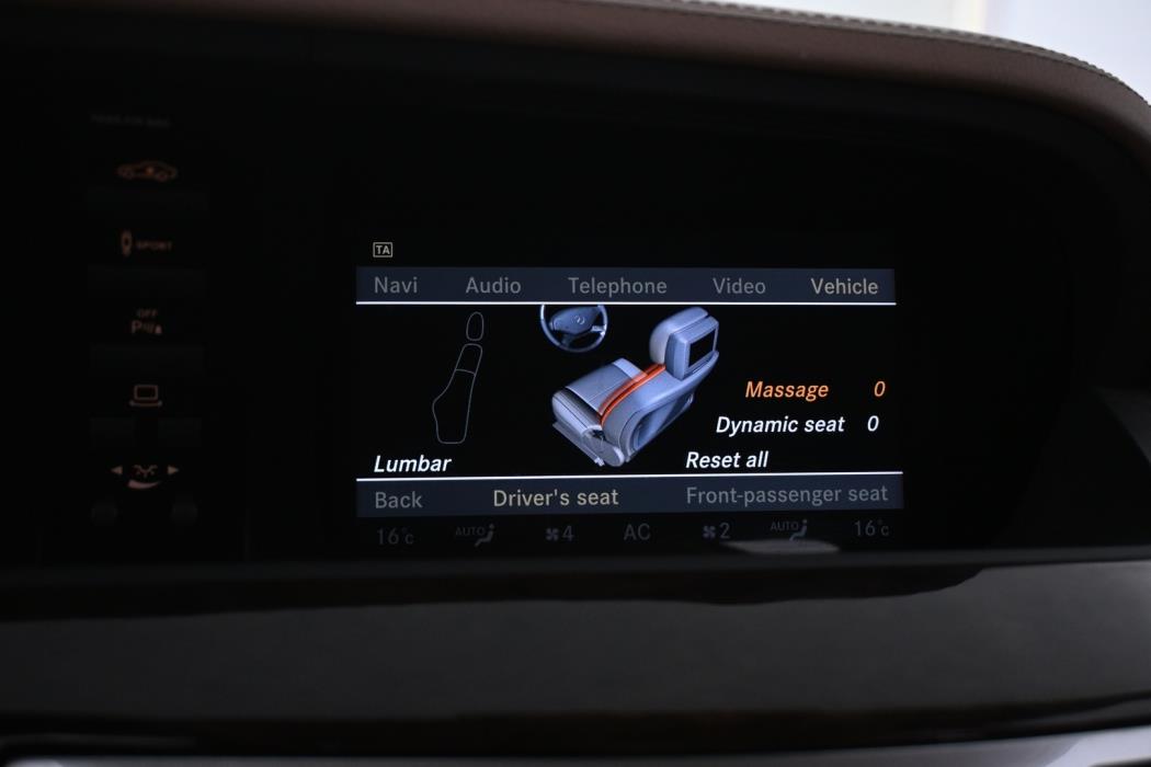 MERCEDES-BENZ S 2010