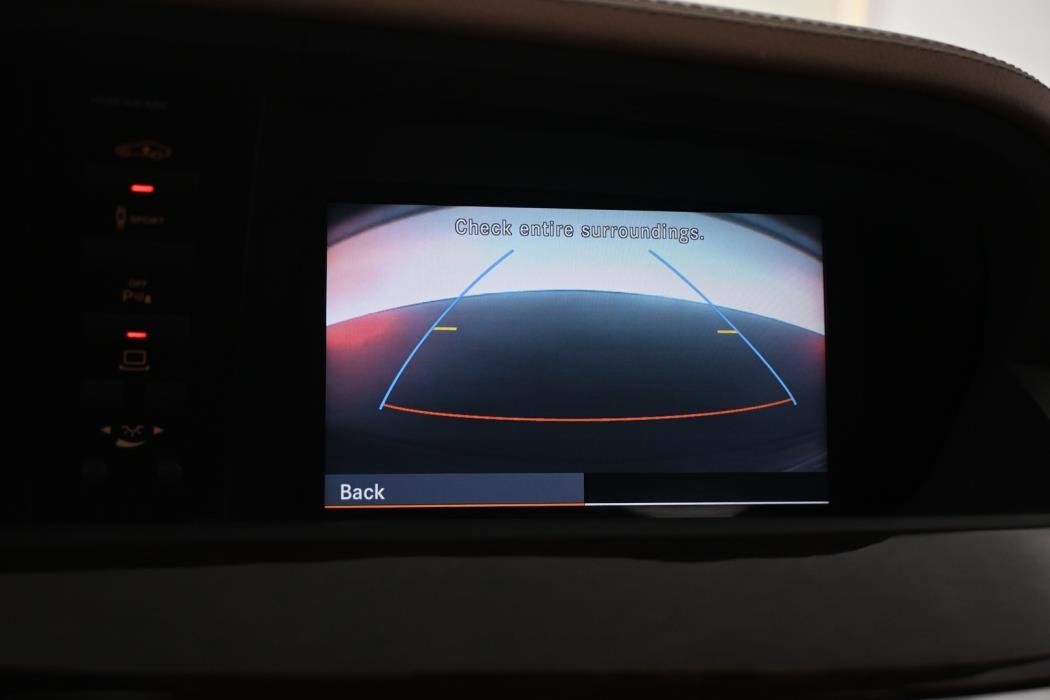 MERCEDES-BENZ S 2010
