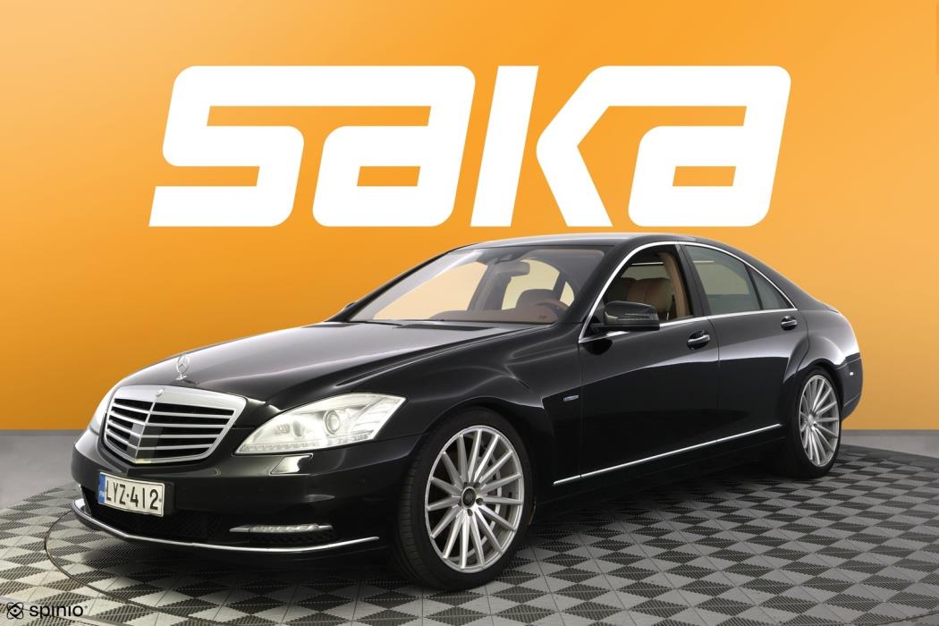 MERCEDES-BENZ S 2010
