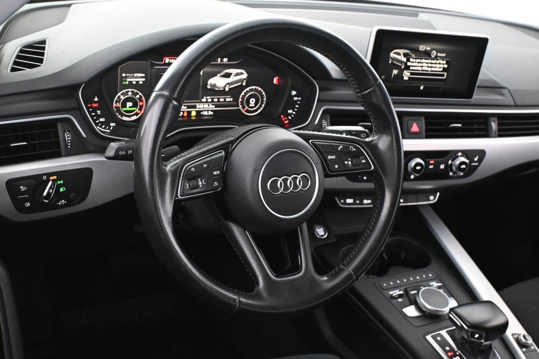 AUDI A4 2016