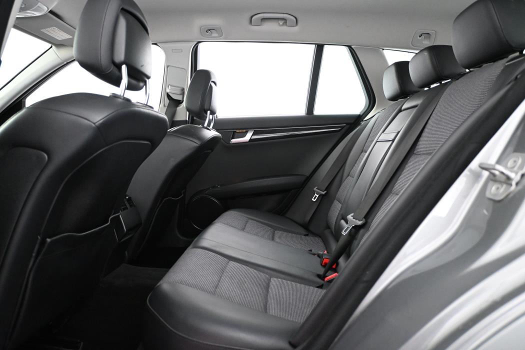 MERCEDES-BENZ C 2012