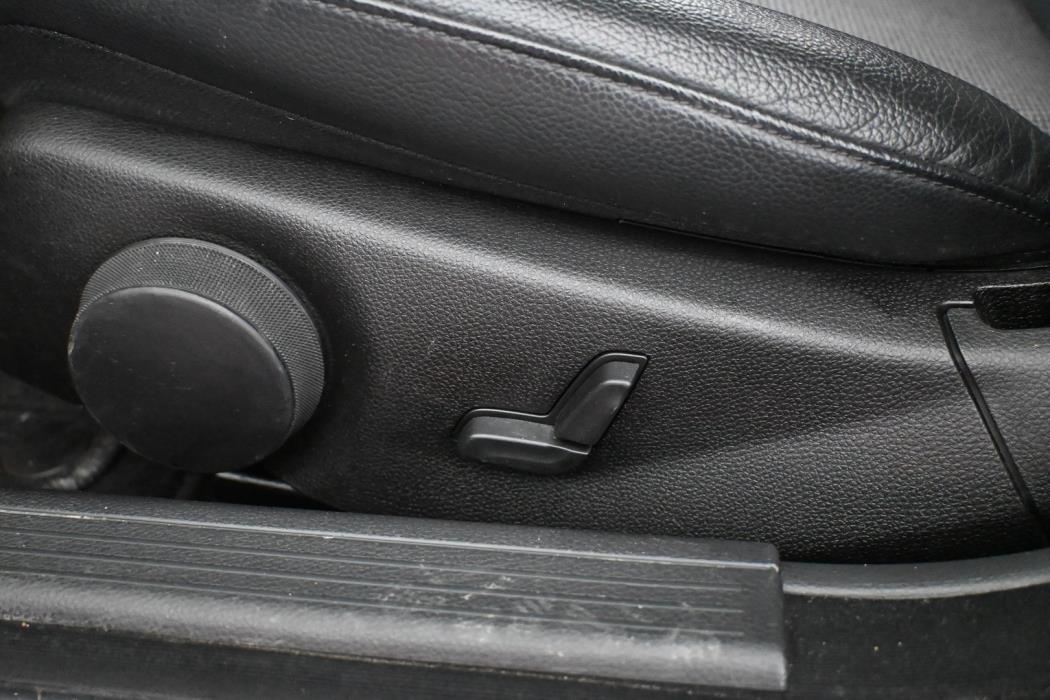 MERCEDES-BENZ C 2012