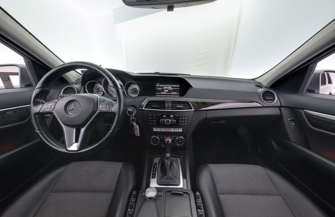 MERCEDES-BENZ C 2012