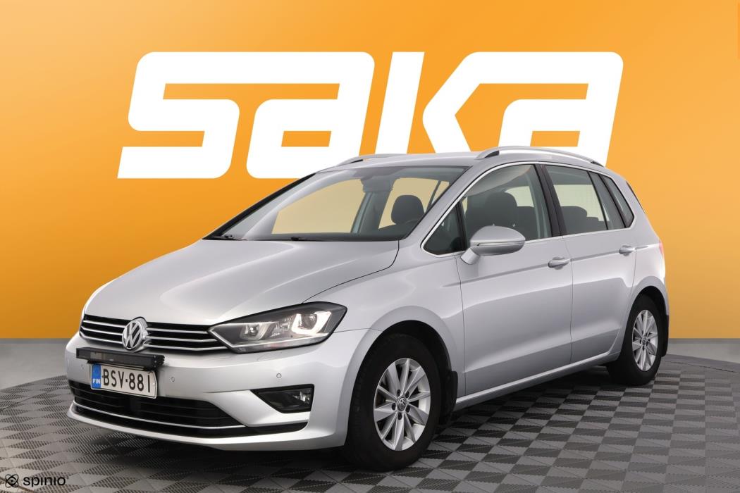 VOLKSWAGEN Golf Sportsvan 2015