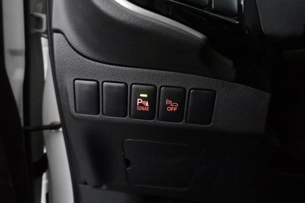 MITSUBISHI OUTLANDER PHEV 2016