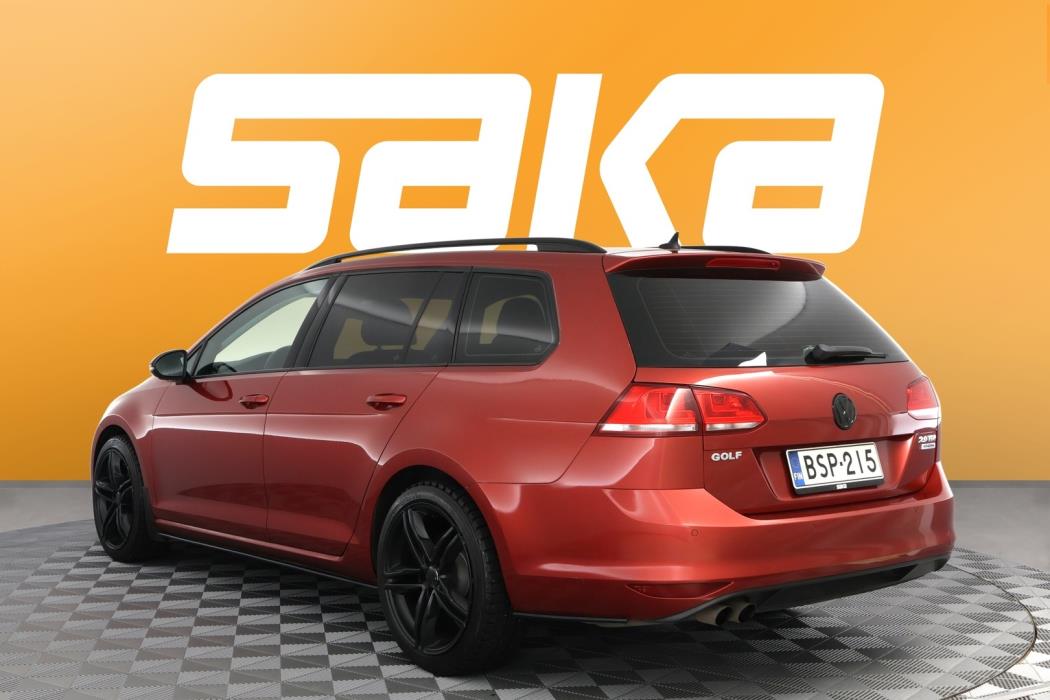 VOLKSWAGEN Golf 2015