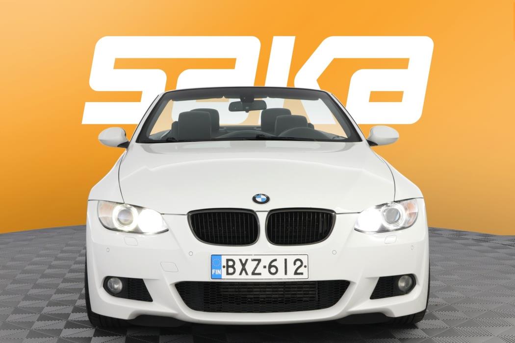 BMW 330 2008