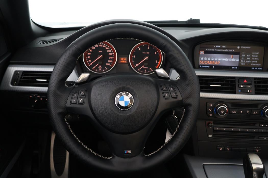BMW 330 2008