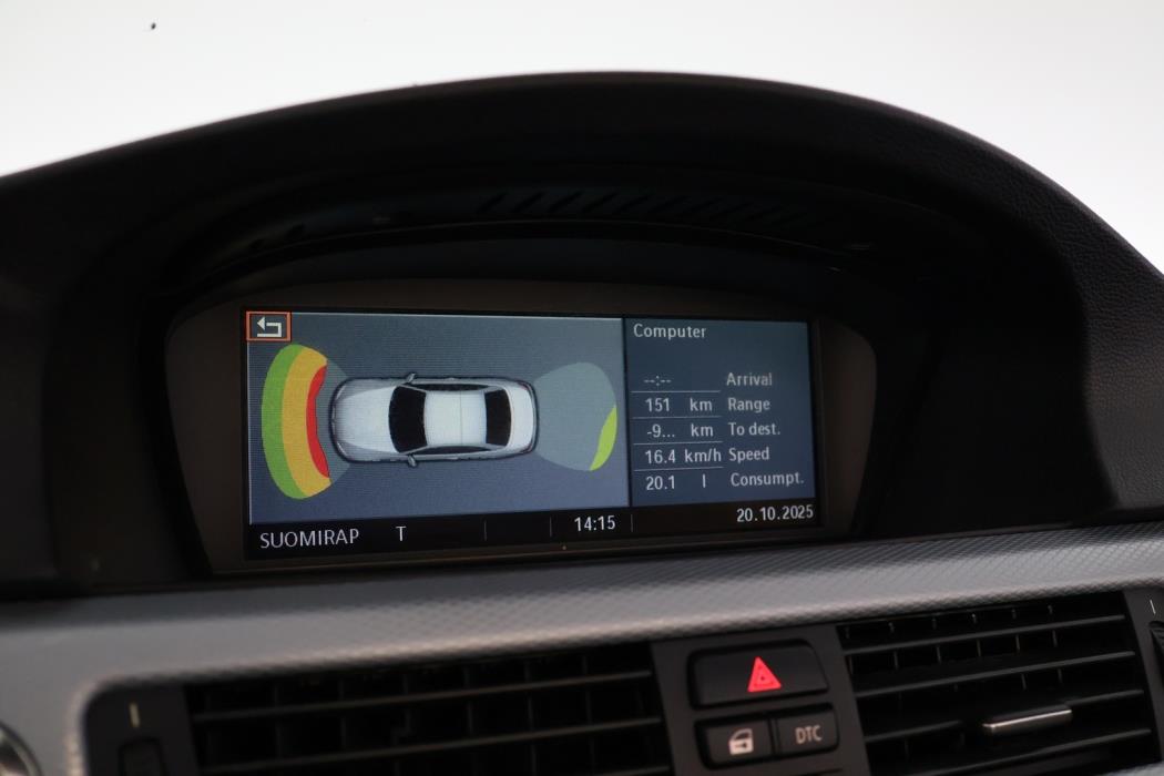 BMW 330 2008