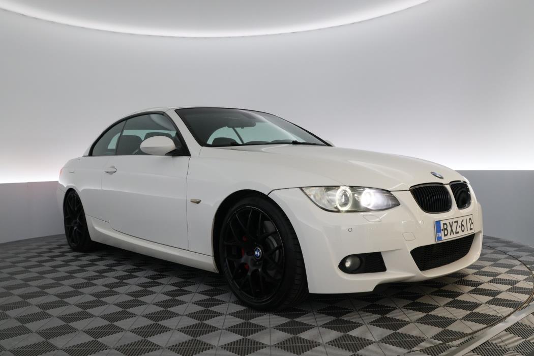 BMW 330 2008