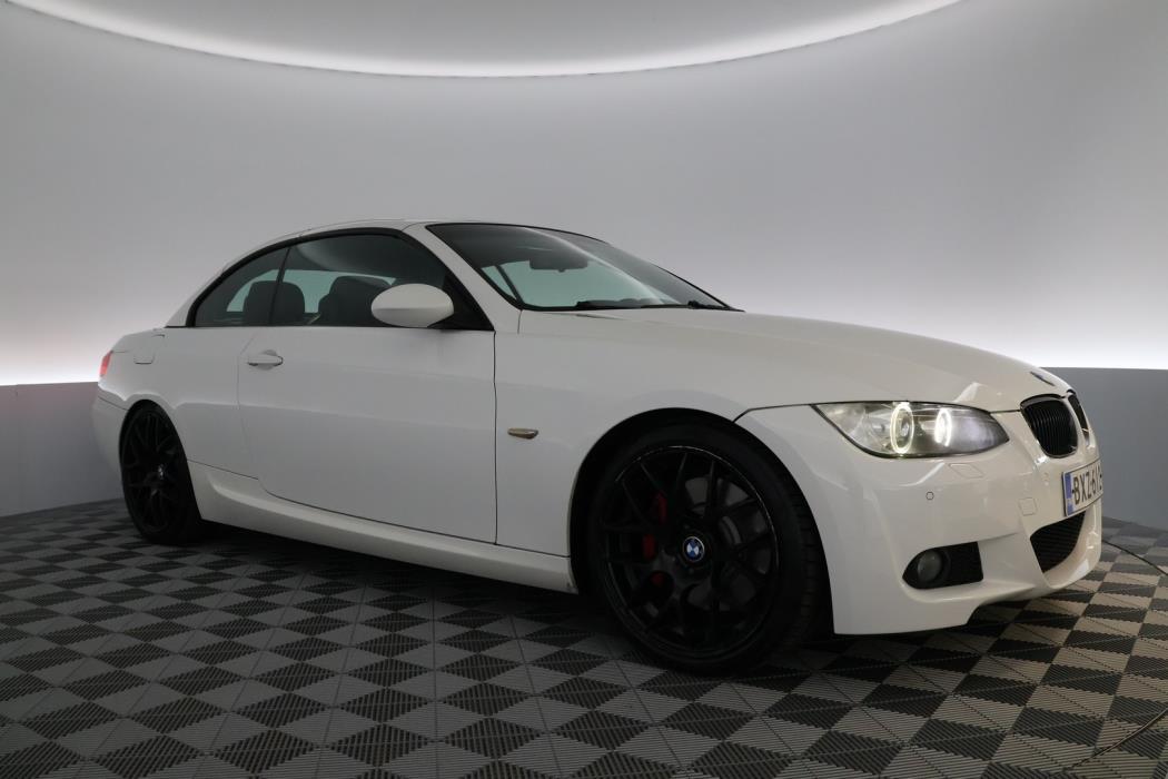 BMW 330 2008