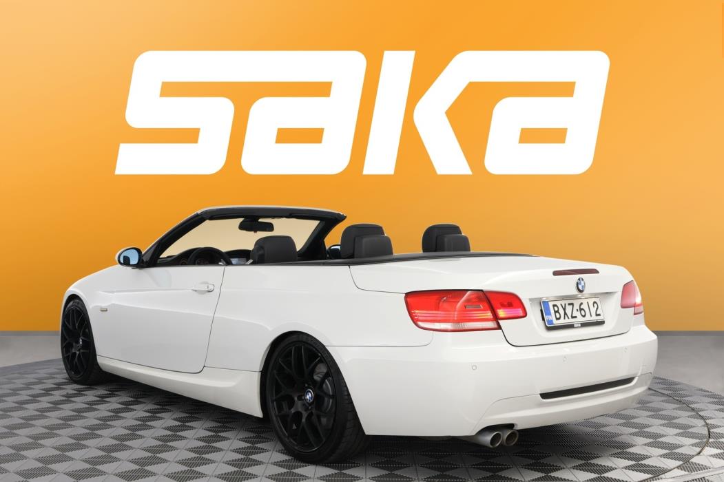 BMW 330 2008