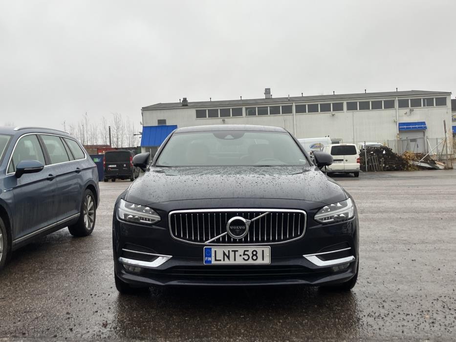 VOLVO S90 2017