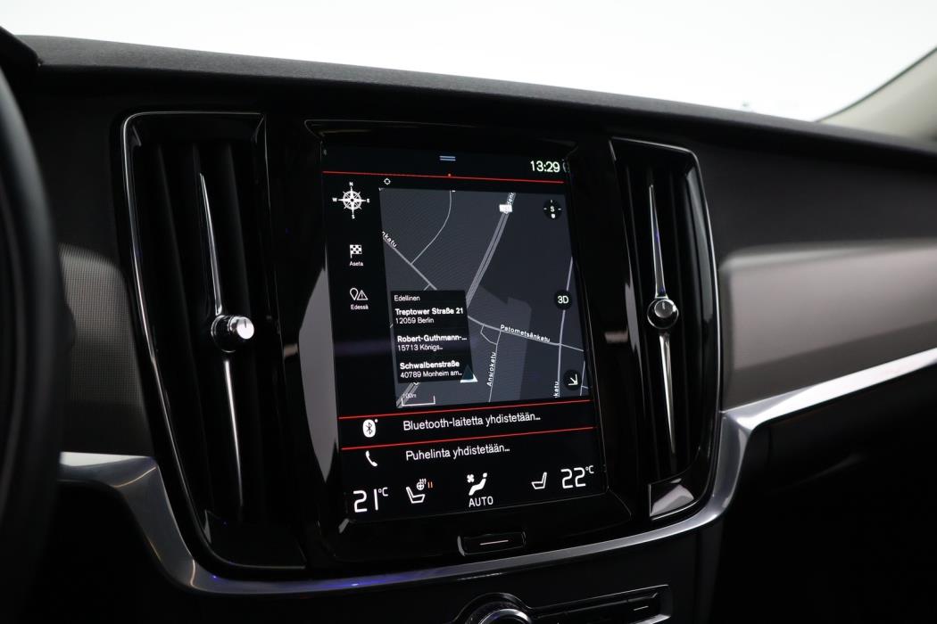 VOLVO V90 2021