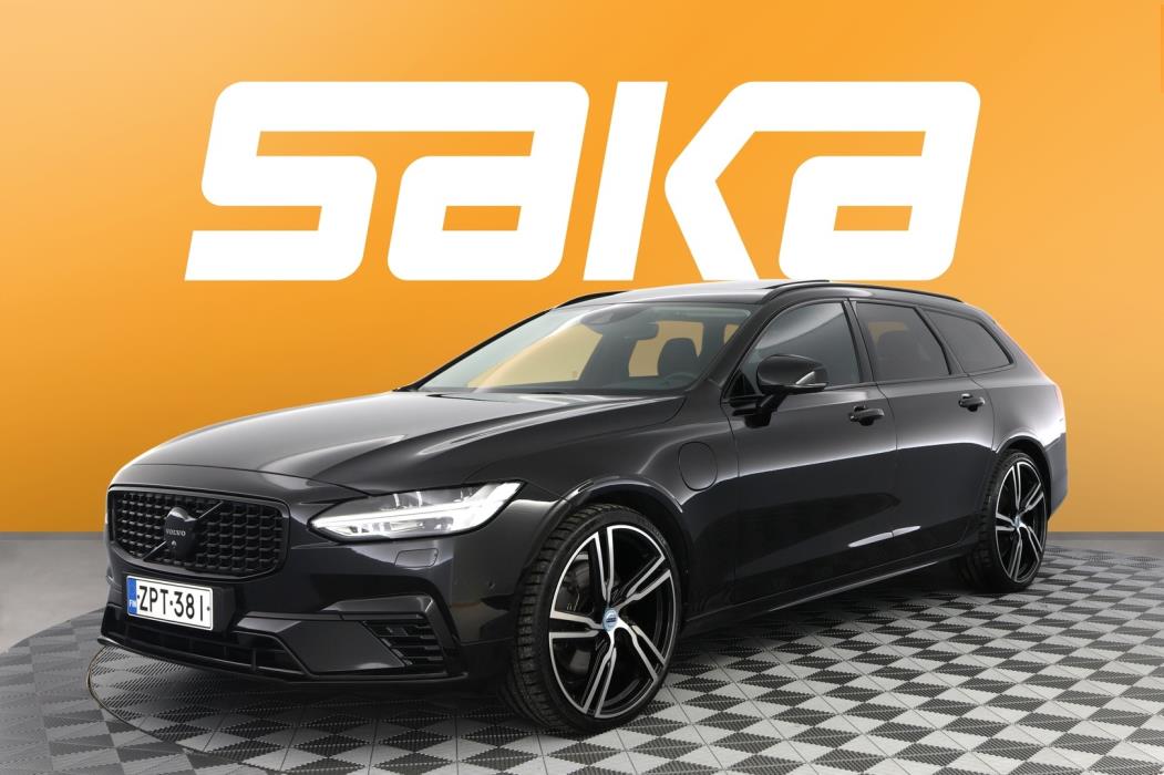 VOLVO V90 2021