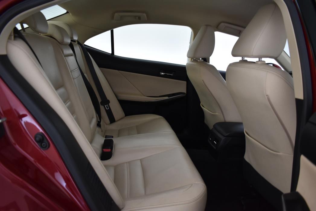 LEXUS IS 2014