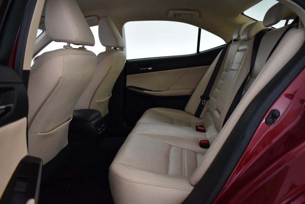 LEXUS IS 2014