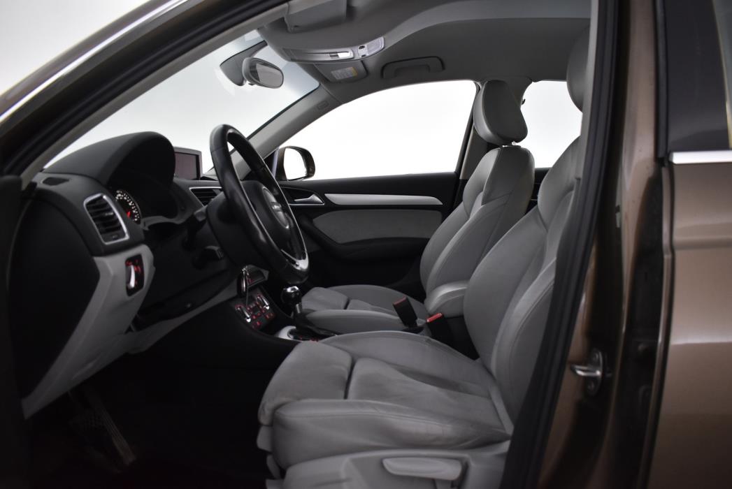AUDI Q3 2012