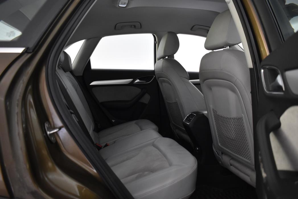 AUDI Q3 2012