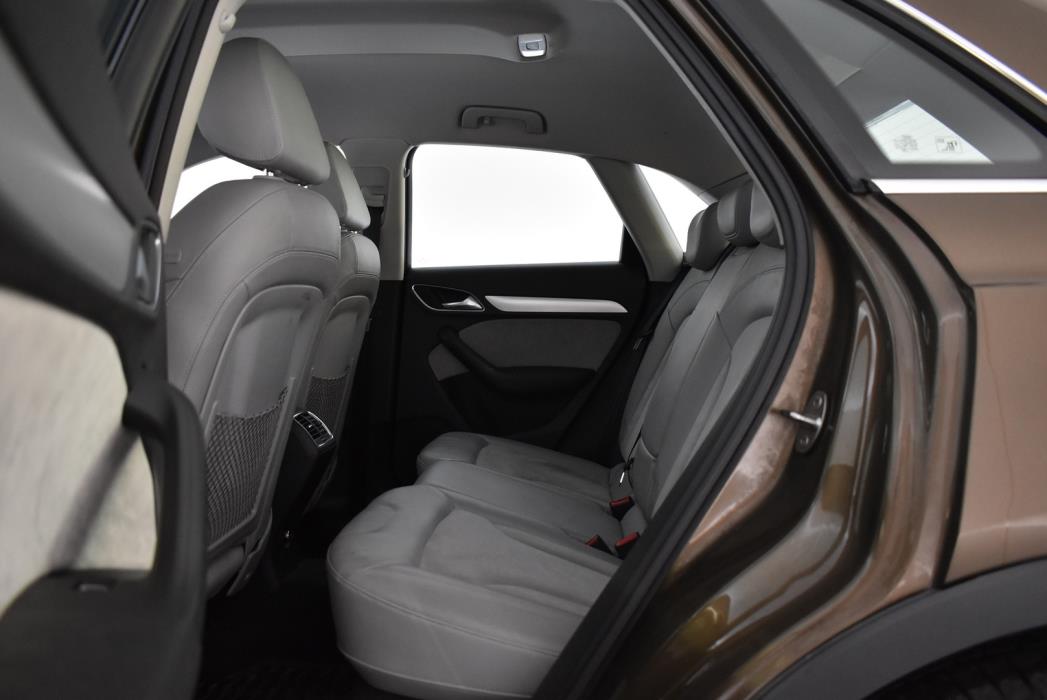 AUDI Q3 2012