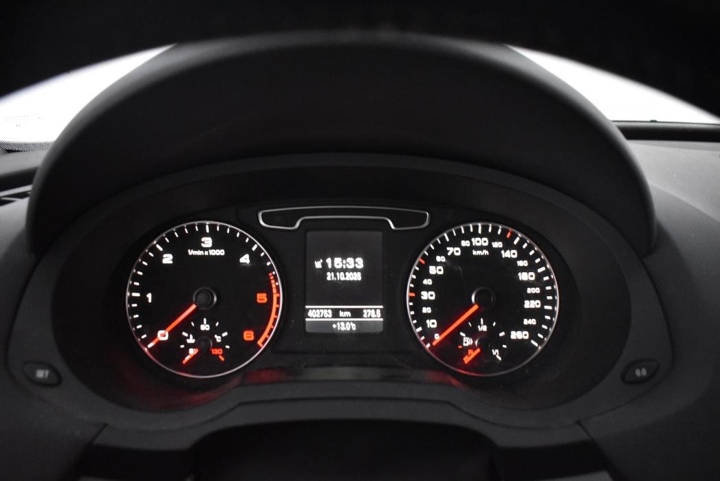 AUDI Q3 2012