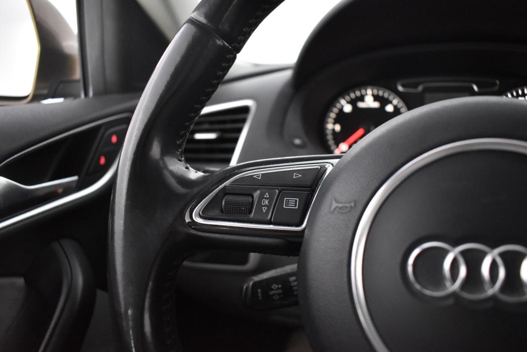 AUDI Q3 2012
