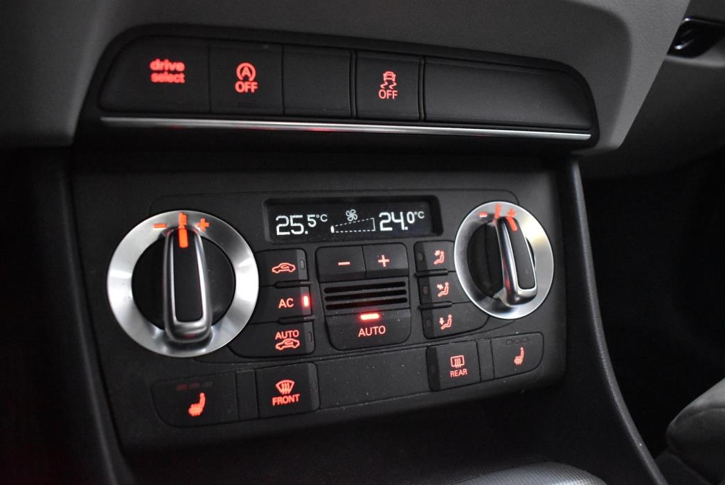 AUDI Q3 2012