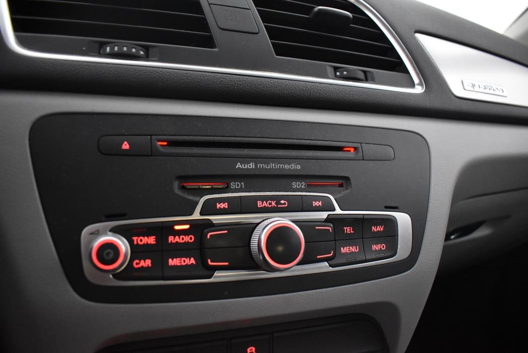 AUDI Q3 2012