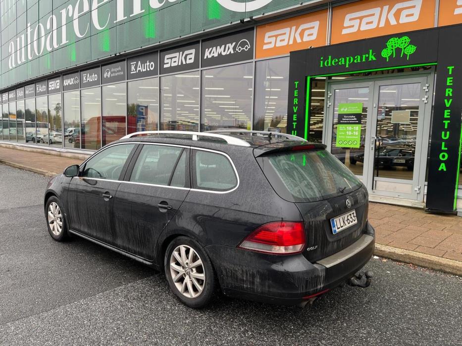 VOLKSWAGEN Golf 2010