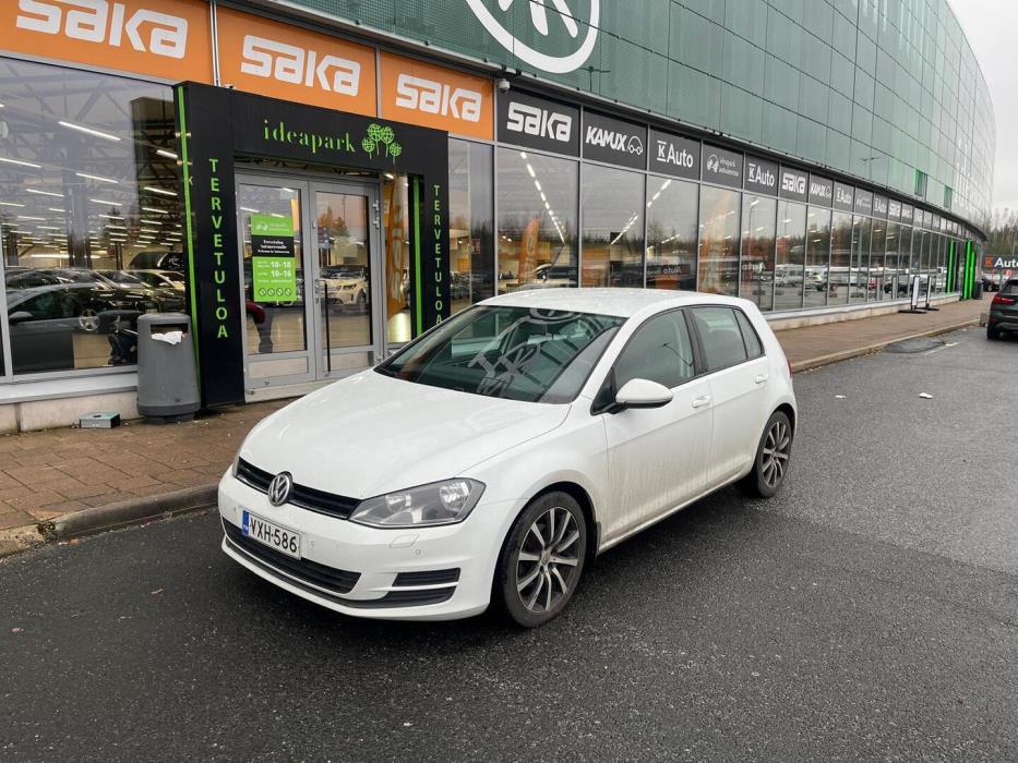 VOLKSWAGEN Golf 2014