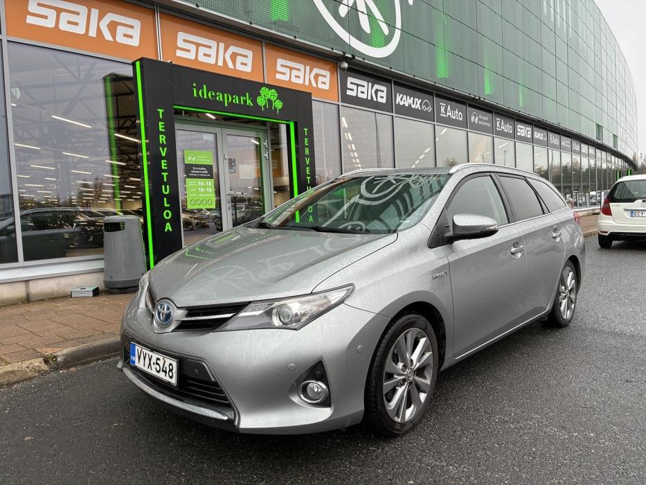 TOYOTA Auris 2013