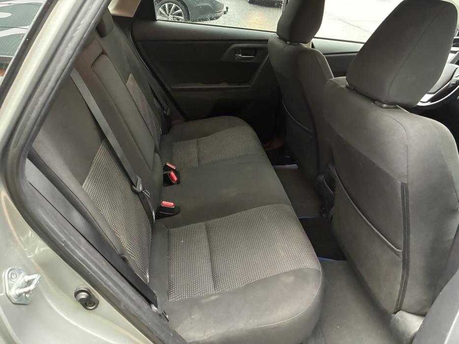 TOYOTA Auris 2013