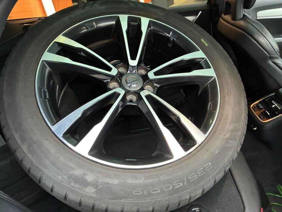 VOLVO V90 Cross Country 2018