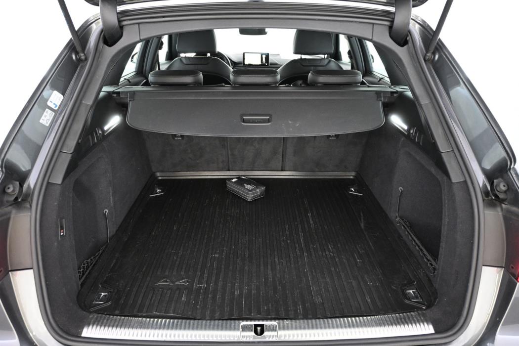 AUDI A4 2017