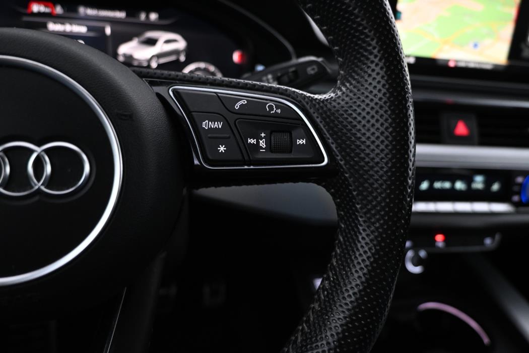 AUDI A4 2017
