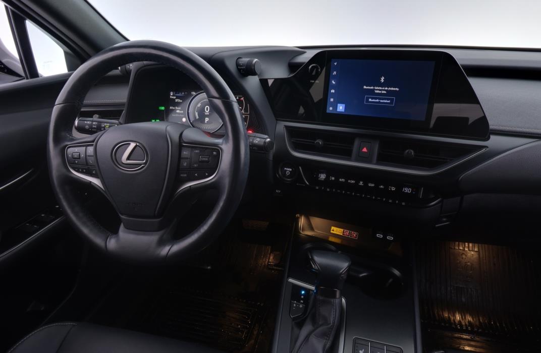 LEXUS UX 2022