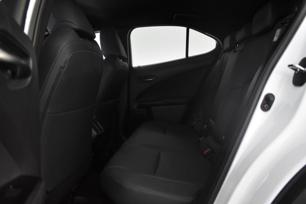 LEXUS UX 2022