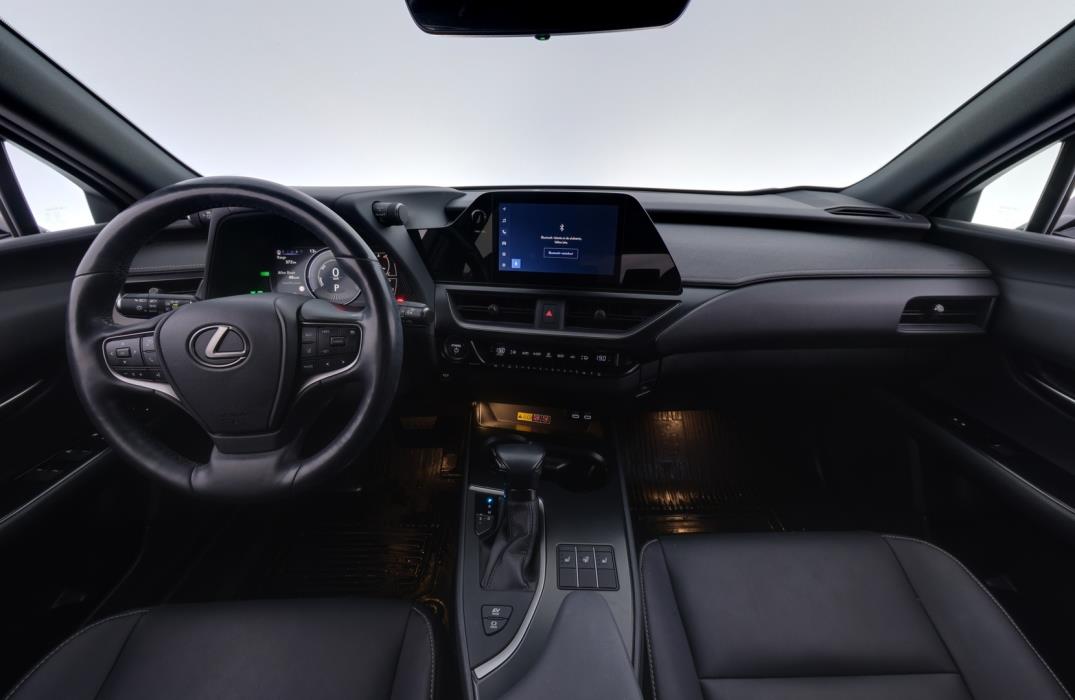 LEXUS UX 2022